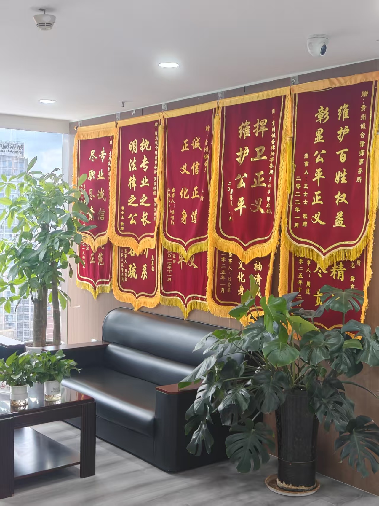 【诚合胜诉案例】贵阳劳动维权胜诉！公司恶意降薪逼员工离职？法院判赔经济补偿金39060元